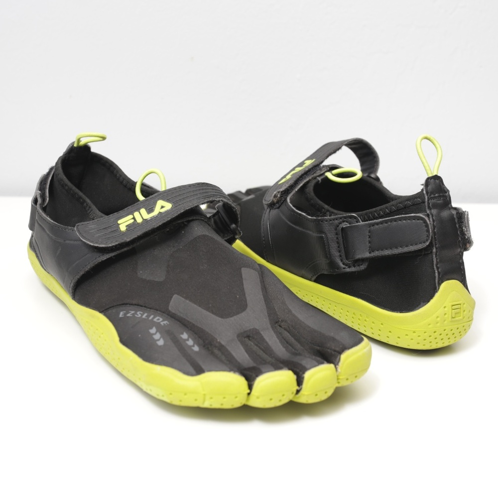 FILA Skele-Toes EZ Slides Barefoot Trainers